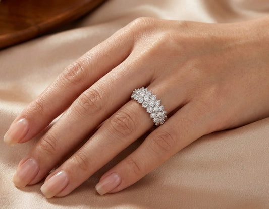 Sterling Silver Elegant Tiered Brilliant-cut Ladies Band