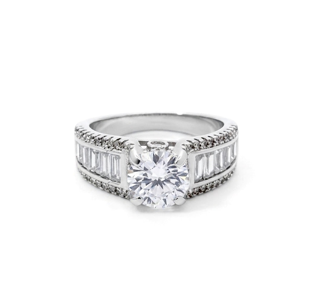 Sterling Silver Brilliant -cut Ring