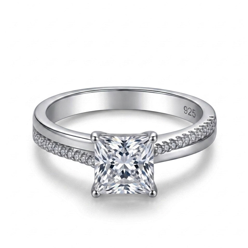 Sterling Silver 4-prongs Princess-cut Ring