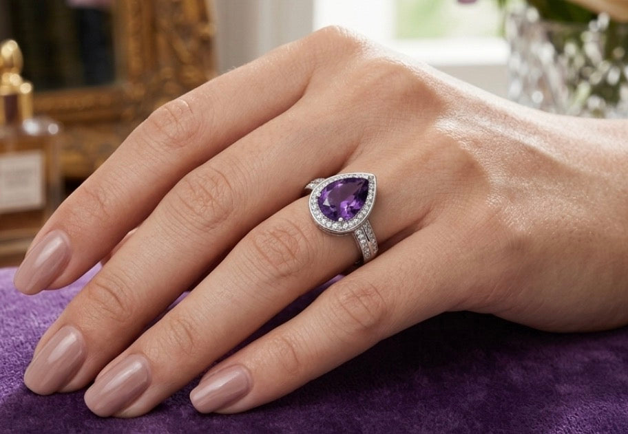 Sterling Silver Teardrop-cut Amethyst Ring