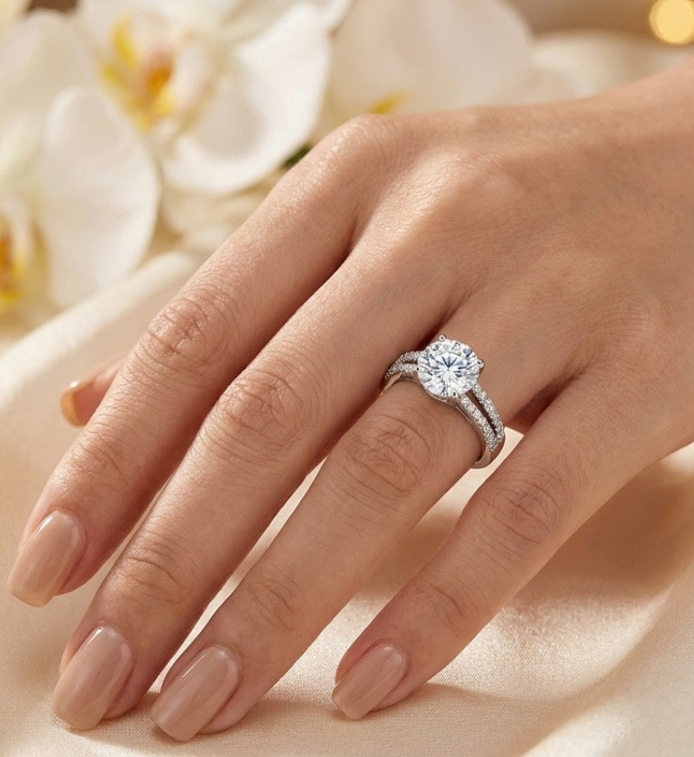 Sterling Silver Split-Shank Cubic Zirconia Ring