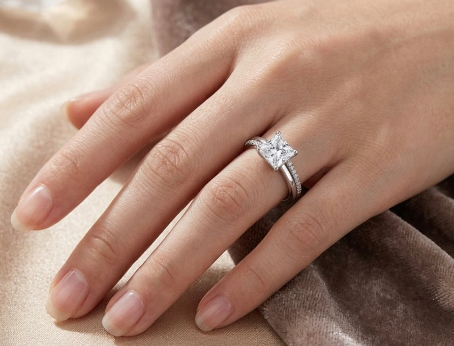 Sterling Silver 4-prongs Princess-cut Ring