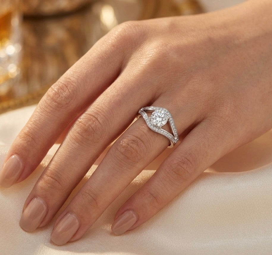 Sterling Silver Brilliant-cut Cubic Zirconia Ring