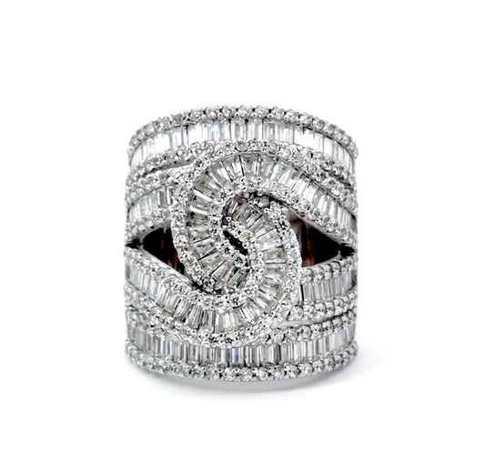 Sterling Silver Design Cubic Zirconia Cocktail Ring