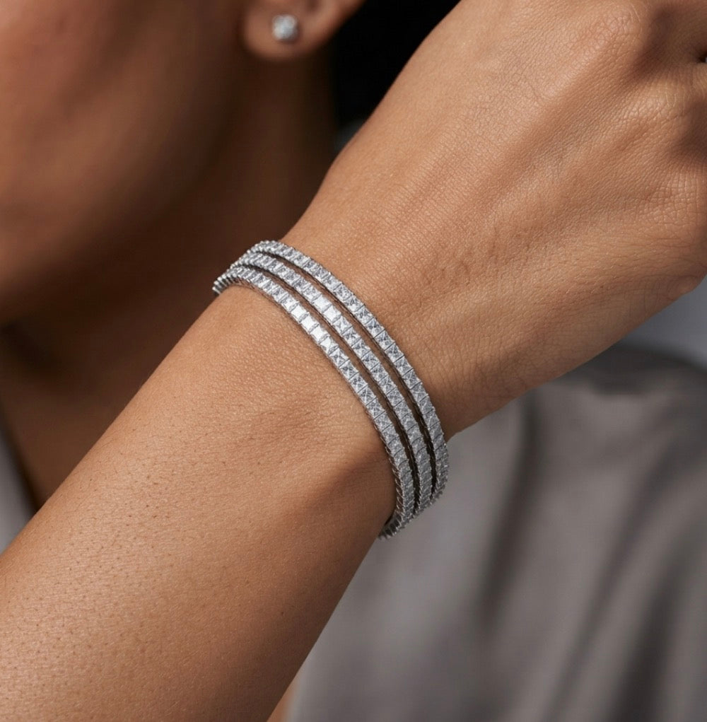 Sterling Silver Cubic Zirconia Spiral Bracelet