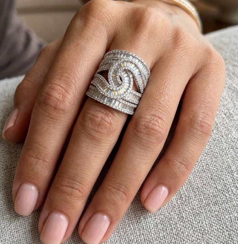 Sterling Silver Design Cubic Zirconia Cocktail Ring
