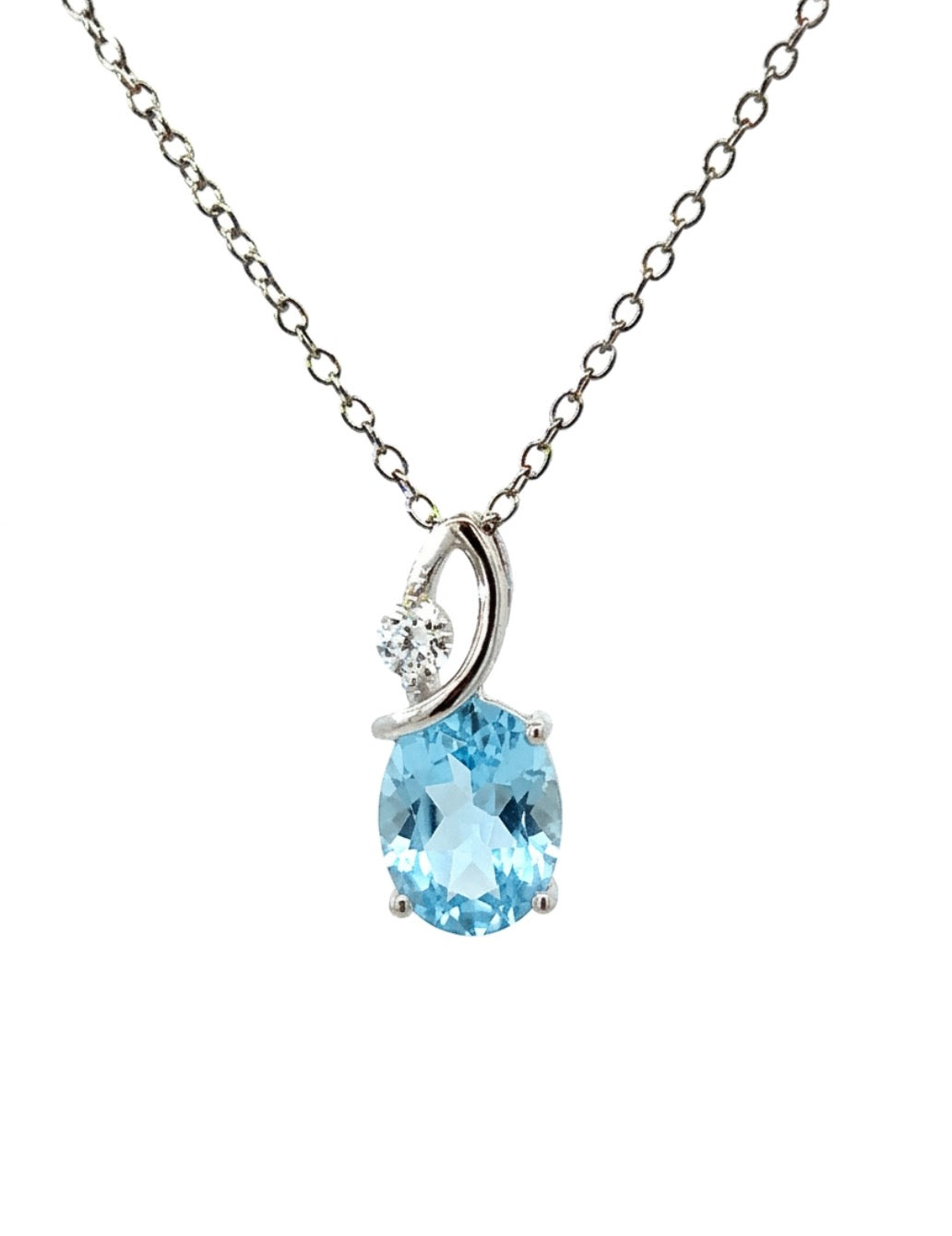 Sterling Silver Aquamarine Oval cut Necklace