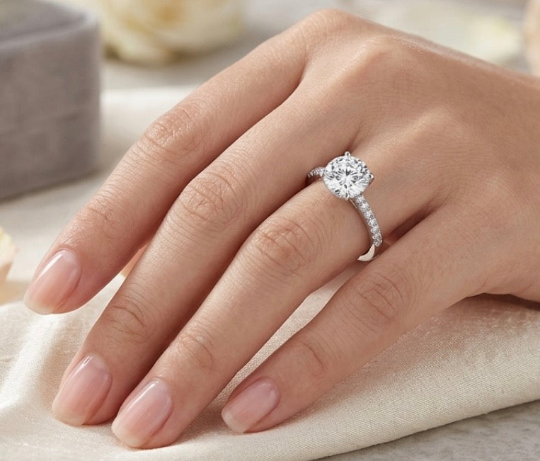 Sterling Silver Brilliant-cut  Ring