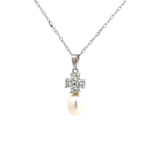 Pearl Pendant Necklace